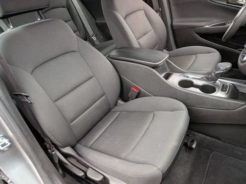 Used 2025 Chevrolet Malibu LT FWD image 31