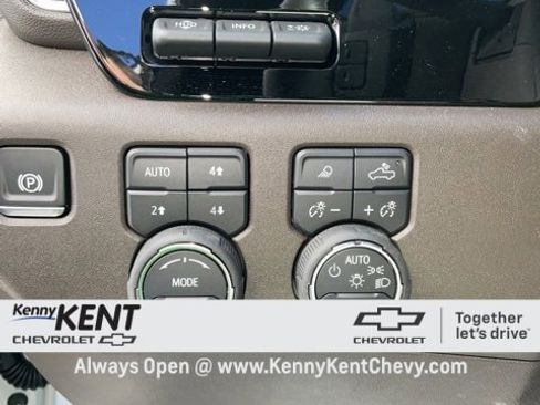 Certified 2025 Chevrolet Silverado 1500 LTZ w/ LTZ Premium Package image 35