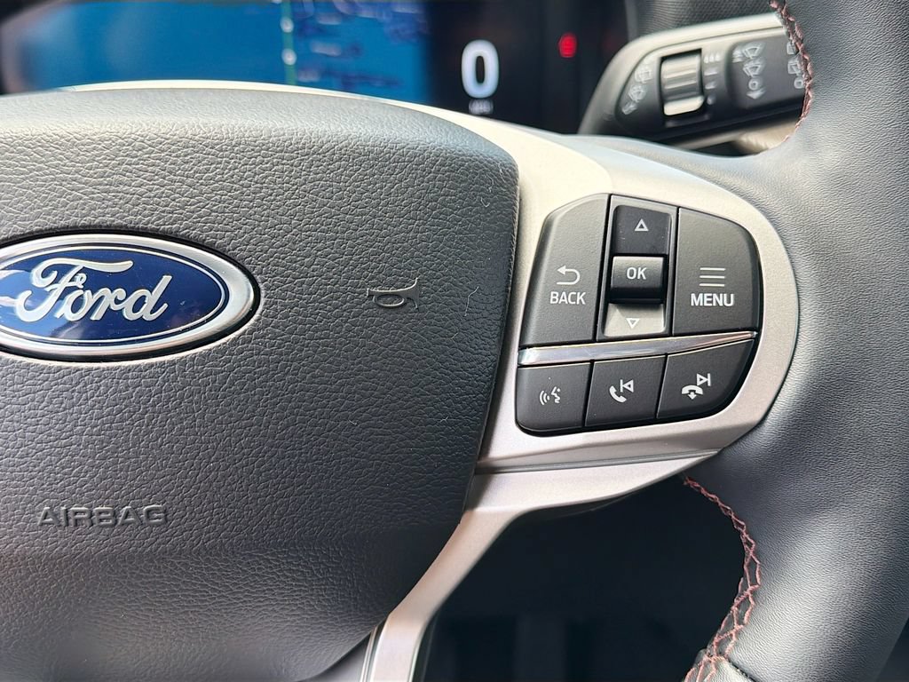 Used 2026 Ford Explorer Active w/ Active Comfort Package AWD/4WD image 13