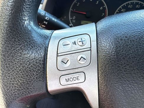 Used 2013 Toyota Corolla LE FWD image 15