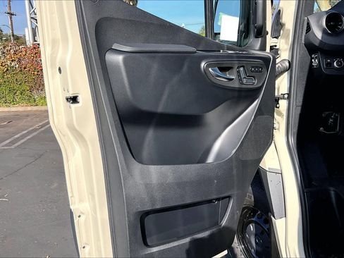 New 2026 Mercedes-Benz Sprinter 2500 image 10