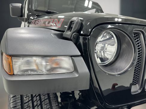 Used 2021 Jeep Wrangler Unlimited Rubicon w/ Safety Group AWD/4WD image 11