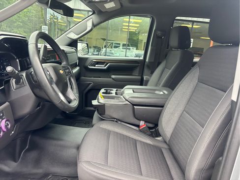Used 2023 Chevrolet Silverado 1500 LT AWD/4WD image 20