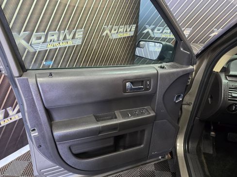 Used 2014 Ford Flex SE FWD image 17