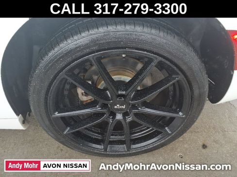 Used 2023 Dodge Charger SXT RWD image 12