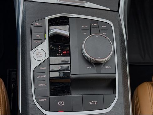 Used 2025 BMW 430i xDrive Convertible w/ Convenience Package image 21