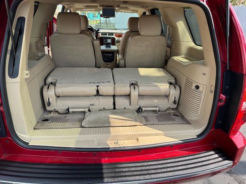 Used 2012 Chevrolet Tahoe LTZ image 9