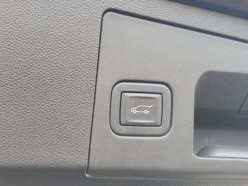 Certified 2024 Cadillac XT4 Sport AWD/4WD image 9