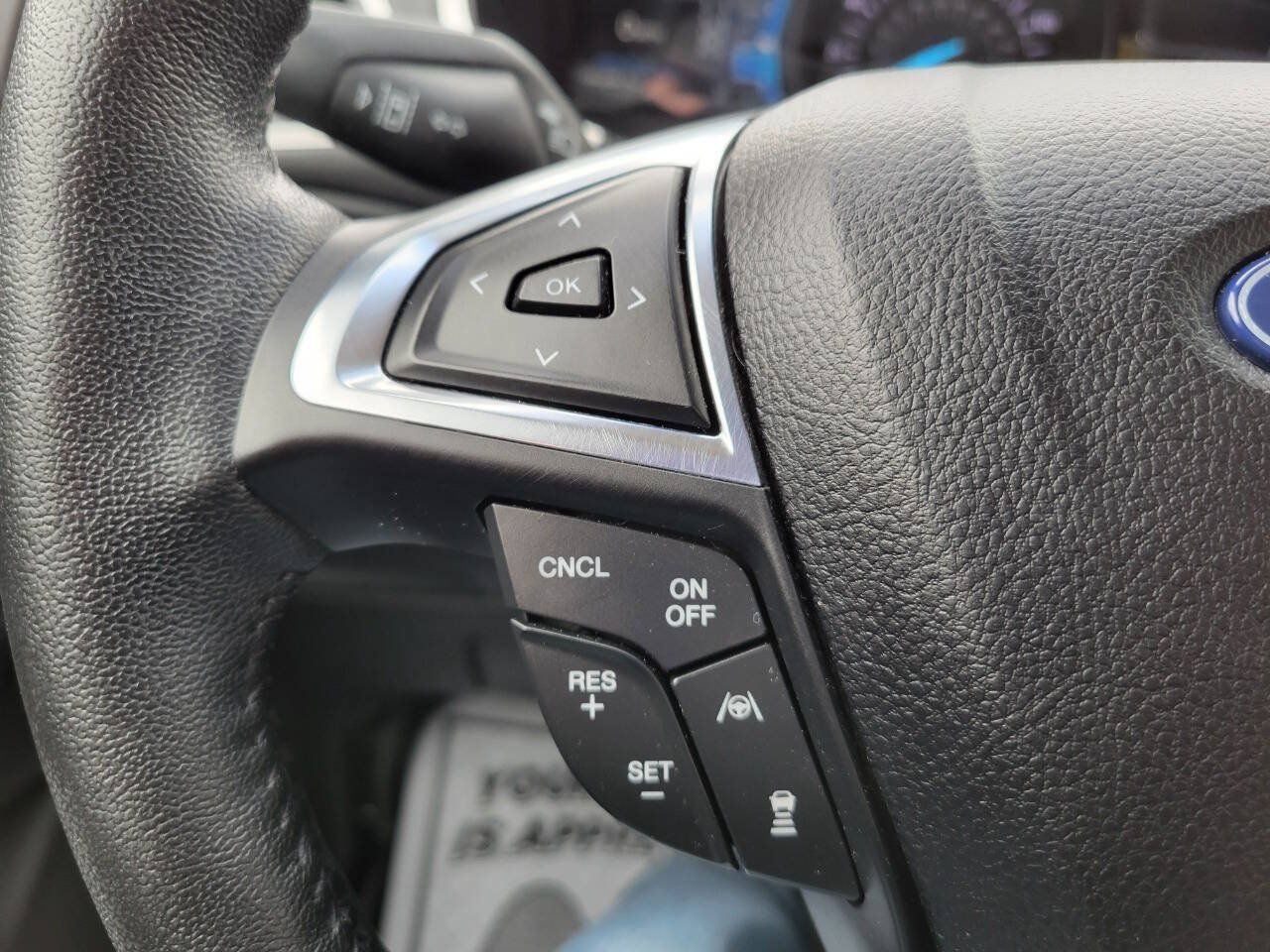 Used 2020 Ford Edge SEL AWD/4WD image 19