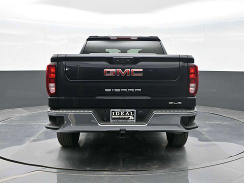 Used 2024 GMC Sierra 1500 SLE AWD/4WD image 6