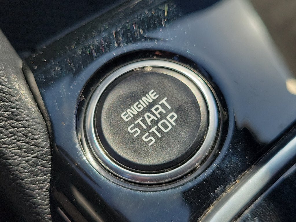 Used 2025 Kia Sportage EX w/ Premium Package FWD image 27