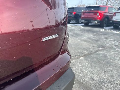 Used 2023 Ford Edge SEL w/ Convenience Package image 11