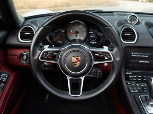 Used 2020 Porsche 718 Boxster S image 25