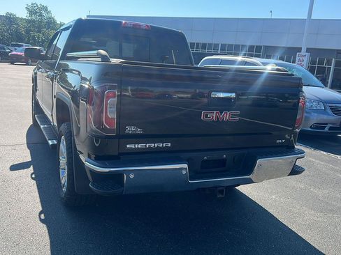 Used 2018 GMC Sierra 1500 SLT AWD/4WD image 7