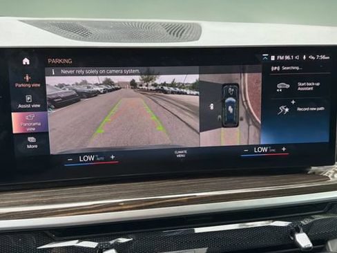 Used 2023 BMW X7 xDrive40i AWD/4WD image 29