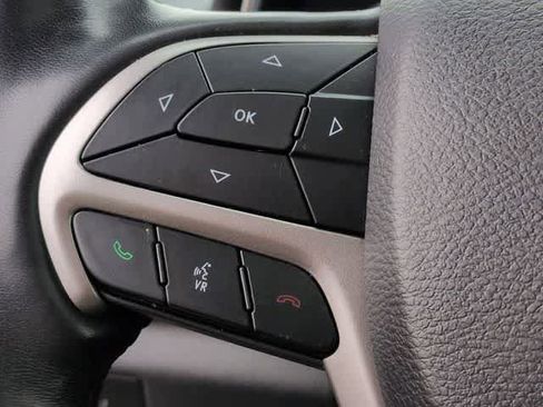 Used 2020 Jeep Grand Cherokee Altitude image 25