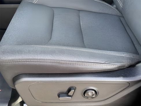 Used 2019 RAM 1500 Big Horn image 32