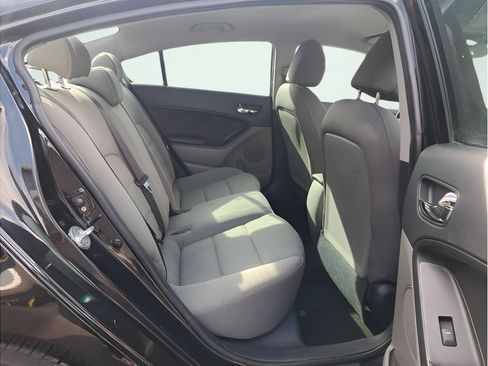 Used 2016 Kia Forte LX FWD image 5