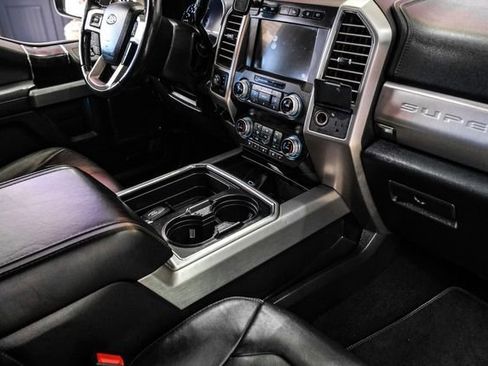 Used 2019 Ford F250 Platinum w/ Platinum Ultimate Package image 23