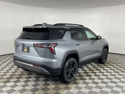 New 2026 Chevrolet Equinox LT w/ Convenience Package II image 17