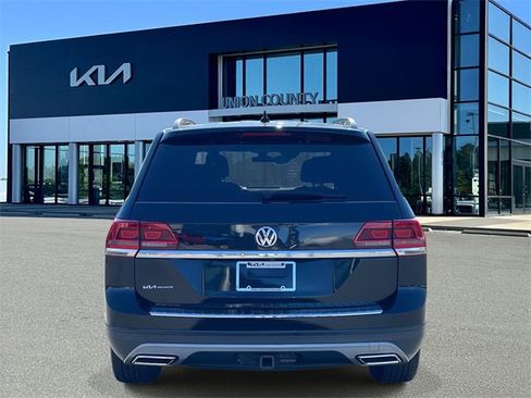 Used 2019 Volkswagen Atlas SE w/ Panoramic Sunroof Package image 10