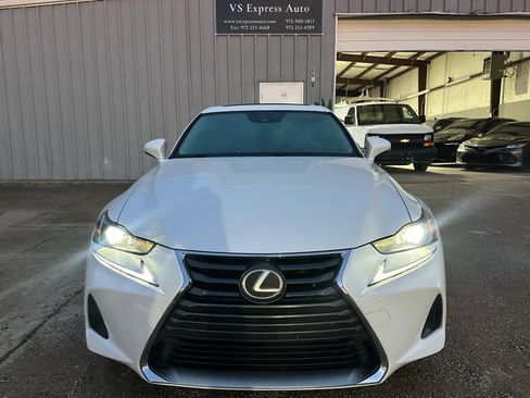 Used 2017 Lexus IS 200t w/ Navigation System Package RWD image 11