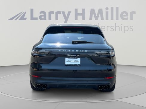 Used 2021 Porsche Cayenne S AWD/4WD image 4