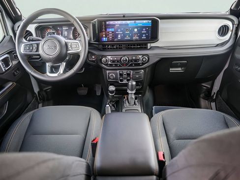 Used 2024 Jeep Wrangler Unlimited Sahara AWD/4WD image 27