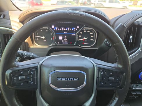 Used 2022 GMC Sierra 2500 Denali AWD/4WD image 24