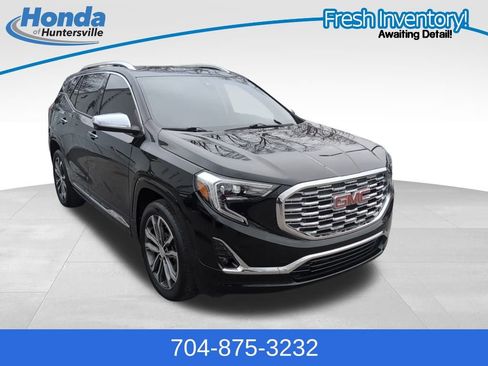 Used 2019 GMC Terrain Denali w/ Driver Alert Package II image 1