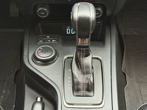 Used 2019 Ford Ranger Lariat w/ Equipment Group 501A Mid image 26