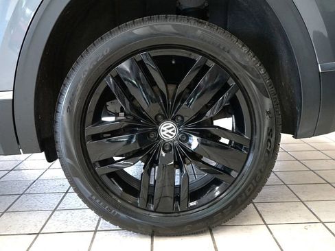 Used 2018 Volkswagen Atlas SEL AWD/4WD image 55