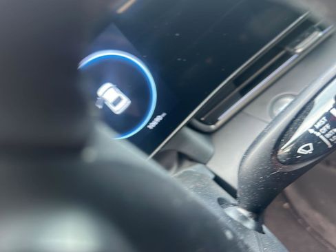 Used 2025 Hyundai Elantra SEL image 8