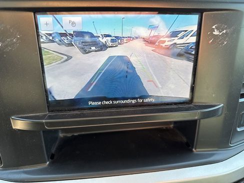 Used 2025 Ford F250 XLT image 27