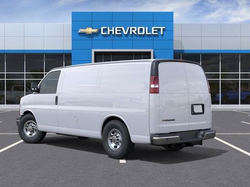 New 2026 Chevrolet Express 3500 RWD image 3