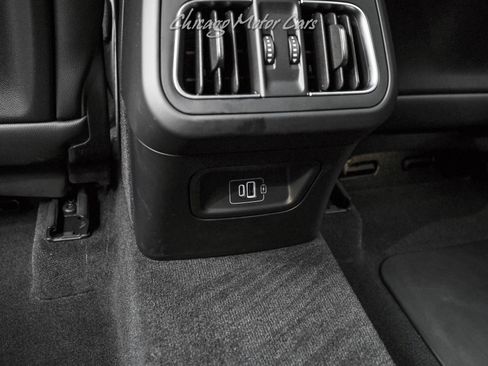 Used 2024 Maserati Grecale GT image 23