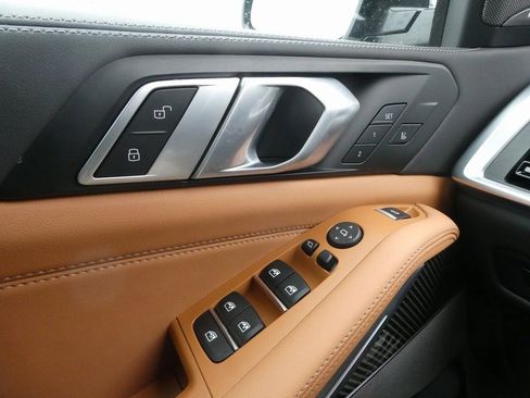 Used 2026 BMW X5 M60i image 59