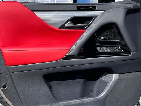 Used 2024 Lexus LX 600 F Sport image 20