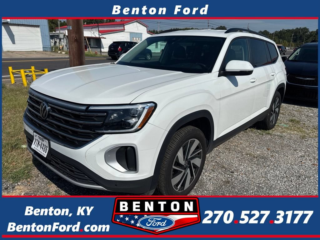 Used 2025 Volkswagen Atlas SE FWD image 1