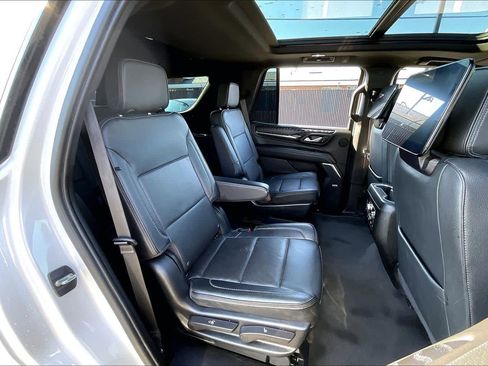 Used 2023 GMC Yukon Denali image 30