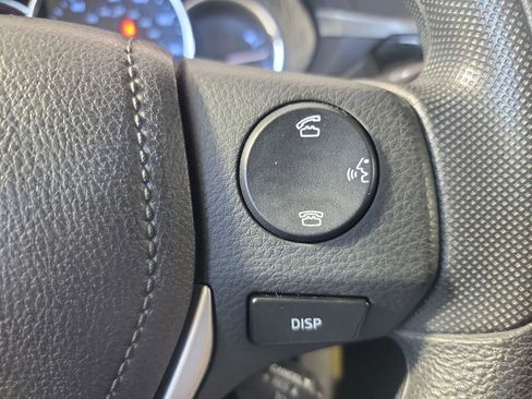 Used 2015 Toyota Corolla LE image 25