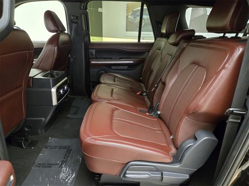 Used 2024 Ford Expedition Max Limited image 21