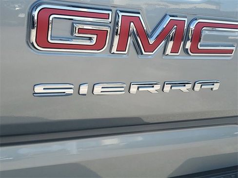 New 2026 GMC Sierra 1500 SLE w/ X31 Off-Road Package image 26