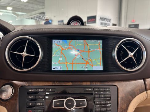 Used 2016 Mercedes-Benz SL 550 image 37