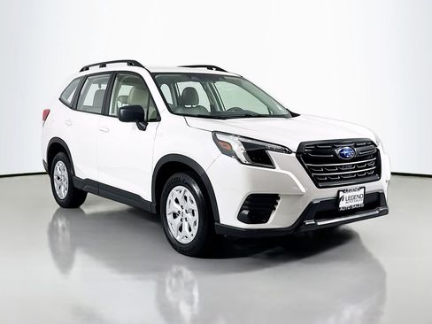 Used 2023 Subaru Forester AWD/4WD image 3