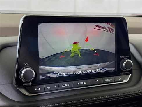 Certified 2023 Nissan Rogue SV image 6