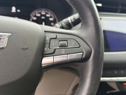 Certified 2022 Cadillac XT4 Premium Luxury w/ Cold Weather Package image 27