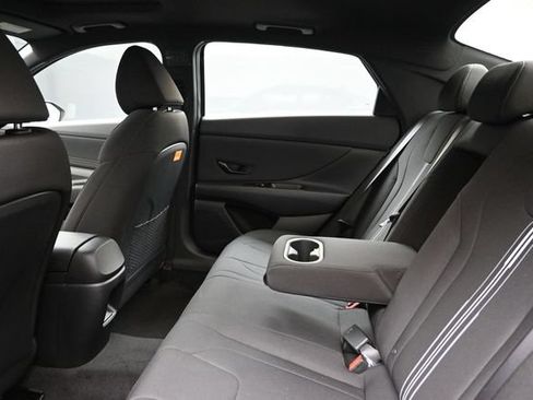 Used 2026 Hyundai Elantra SEL Sport Premium w/ Cargo Package FWD image 18