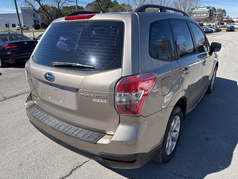 Used 2015 Subaru Forester 2.5i w/ Alloy Wheel Package AWD/4WD image 6