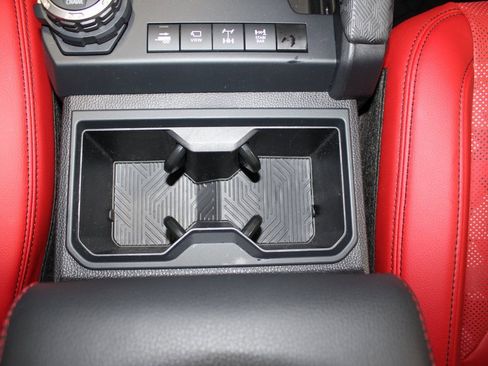 Used 2024 Toyota Tacoma TRD Pro image 36